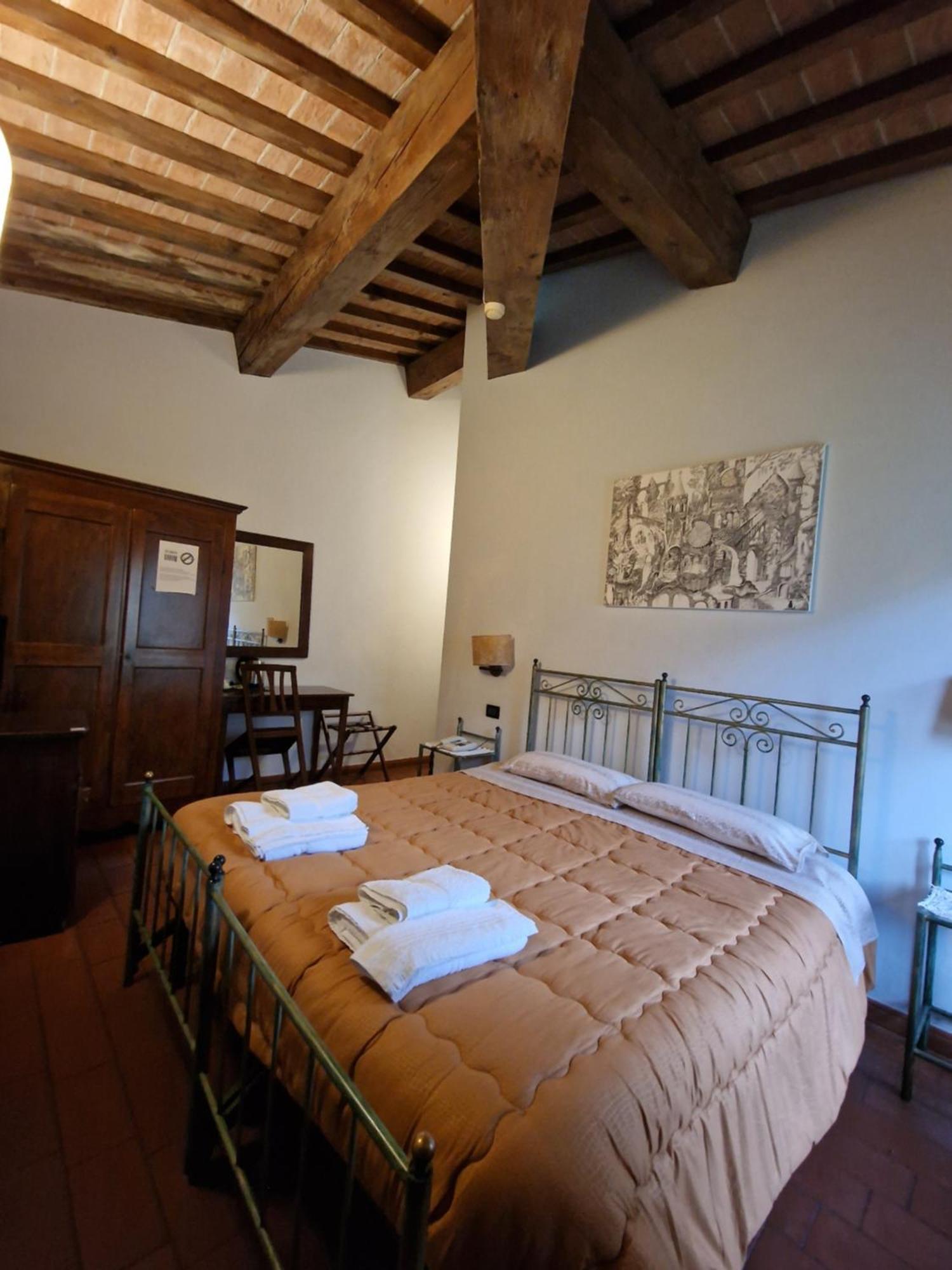 Hotel Ristorante Casa Volpi Arezzo Exterior photo